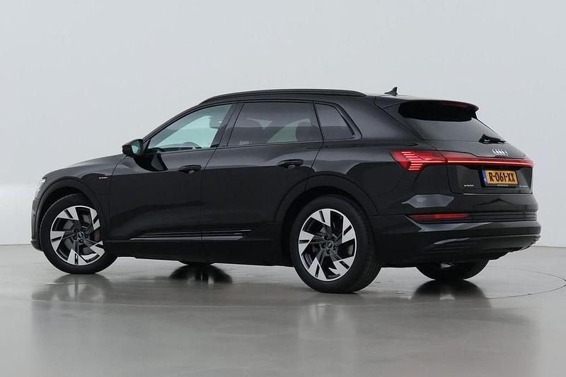 Gebraucht Audi e-tron Advanced 300 kW (408 PS) 2022 Schwarz SUV
