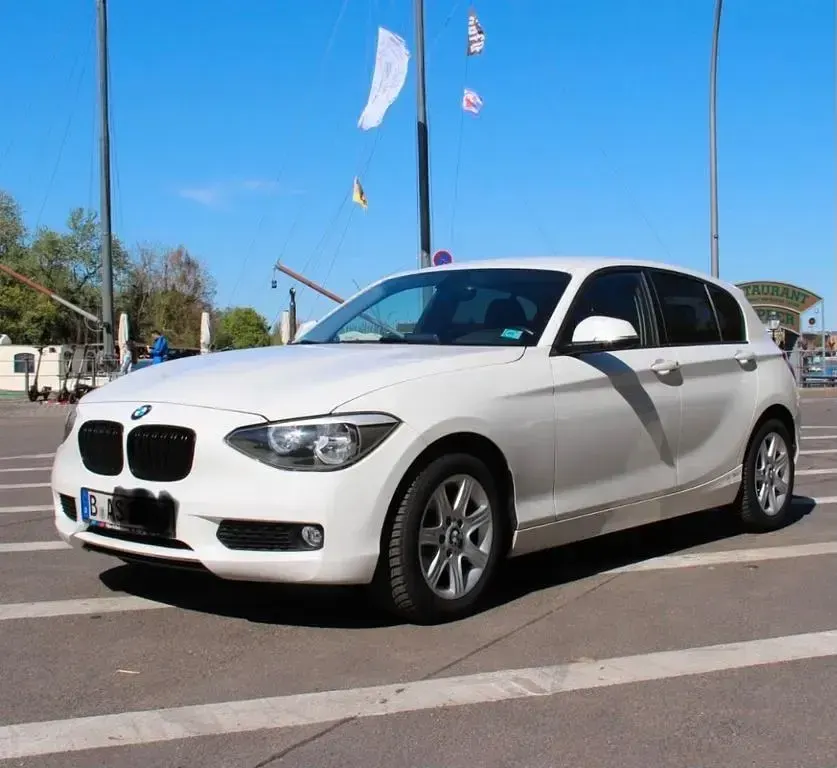 Gebraucht BMW 116 136 PS (100 kW) 2014 Weiß Kleinwagen