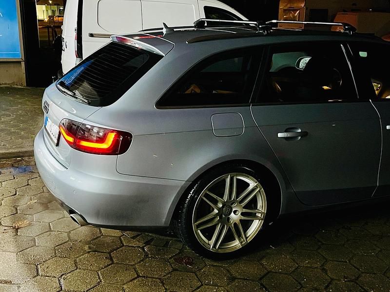Gebraucht Audi A4 S-Line 190 PS (139 kW) 2008 Silber Kombi
