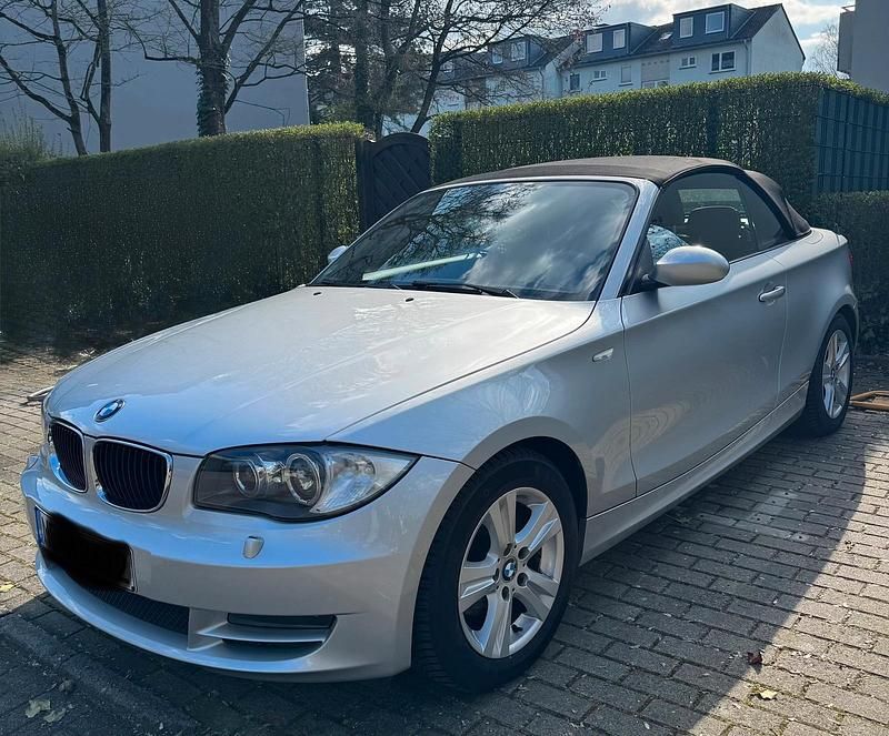 Gebraucht BMW 118 Cabriolet 143 PS (105 kW) 2008 Silber Cabrio