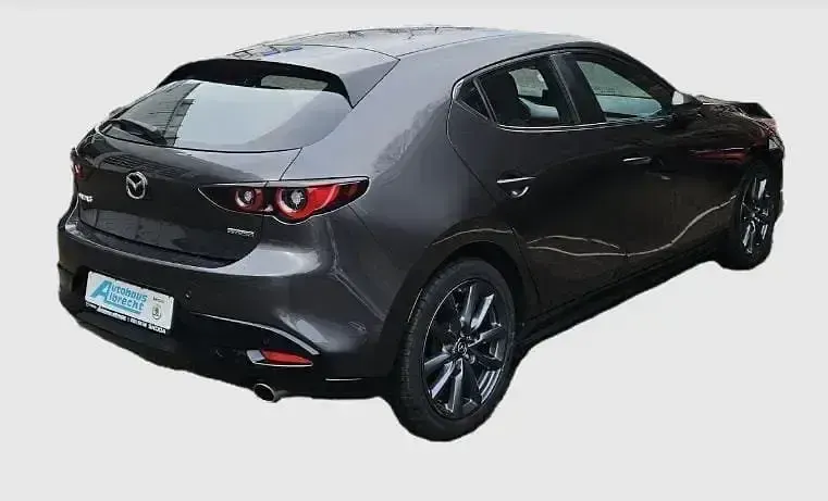 Gebraucht Mazda 3 Exclusive-Line 150 PS (110 kW) 2023 Machine gray metallic (metallic) Limousine