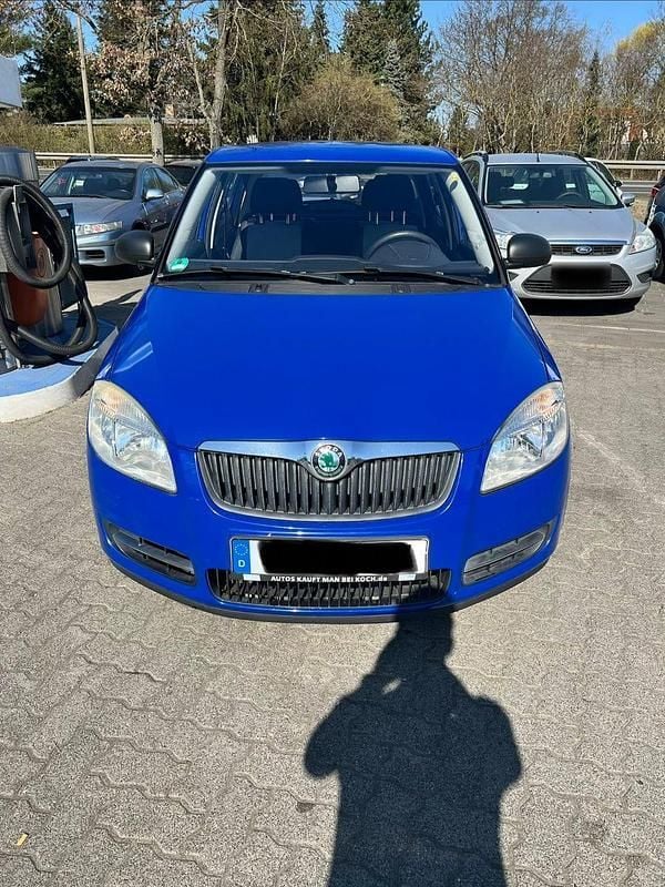 Second-hand Skoda Fabia 60 CP (44 kW) 2009 Albastru Berlinǎ