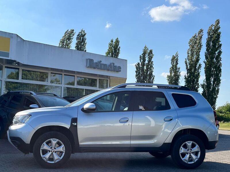 Silber Gebraucht 2021 Dacia Duster SUV | 17.990 € (Etwas zu teuer) - Bild 1/4