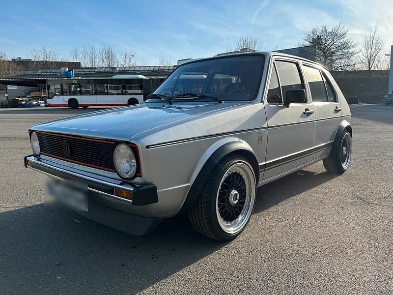 Gebraucht VW Golf I GTI 75 PS (55 kW) 1979 Silber Kleinwagen