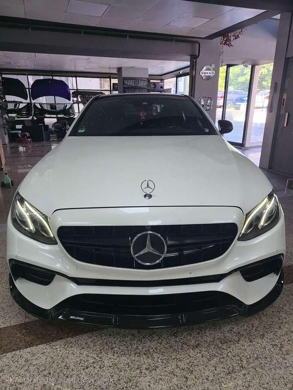 Gebraucht 2016 Mercedes E63 AMG AMG line Limousine | 32.000 € - Bild 1/4