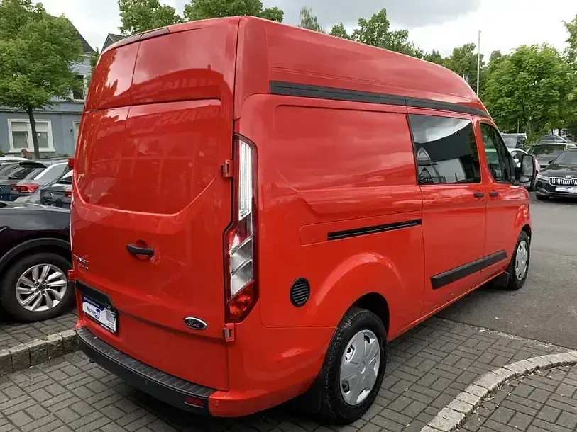 Occasion Ford Transit Custom Trend 131 ch (96 kW) 2021 Rouge Monospace