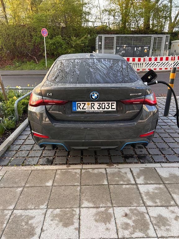 Gebraucht BMW i4 M Sport 250 kW (340 PS) 2024 Grau Limousine
