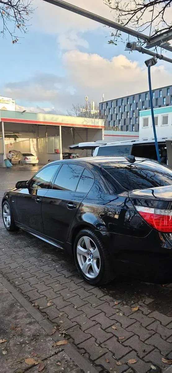 Gebraucht BMW 530 M Sport 272 PS (200 kW) 2008 Blau Limousine