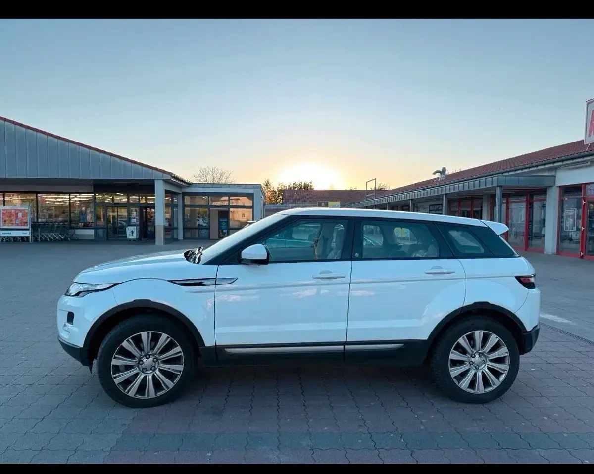 Gebraucht Land Rover Range Rover 150 PS (110 kW) 2014 Weiß SUV