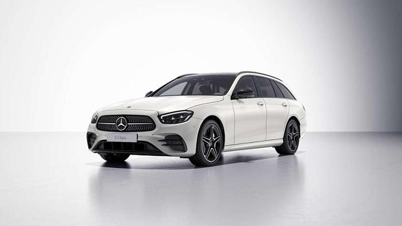 Weiß Gebraucht 2022 Mercedes E300 AMG Kombi | 28.870 € (Superpreis) - Bild 1/4