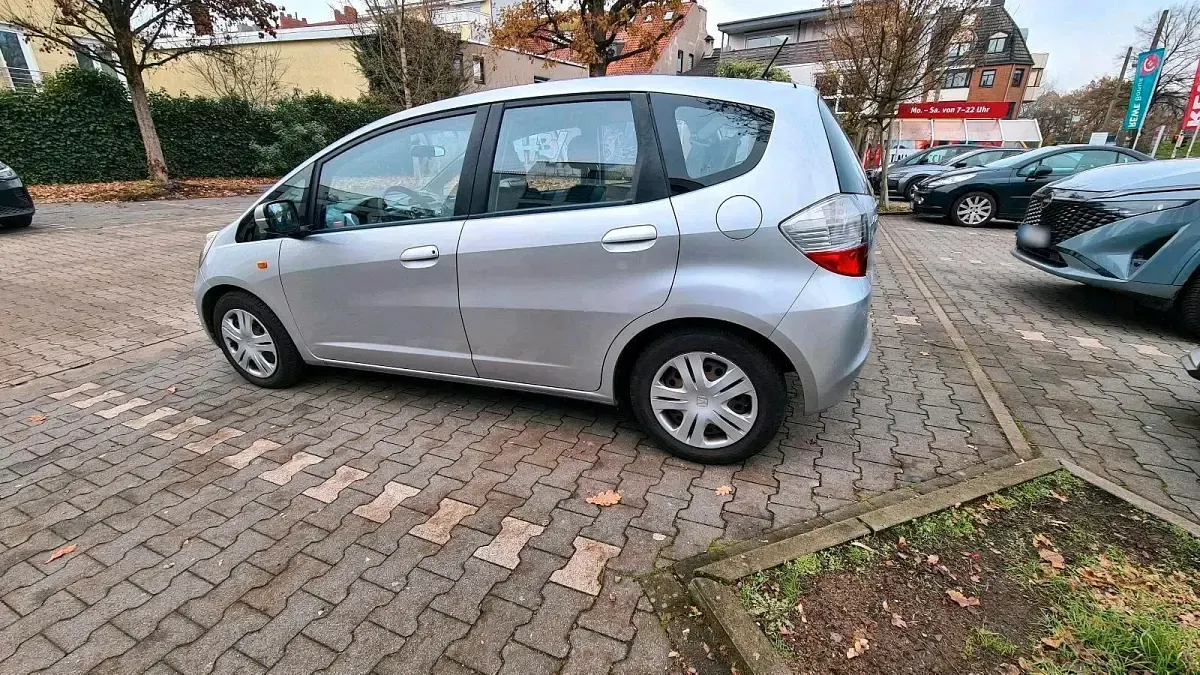 Gebraucht Honda Jazz 99 PS (72 kW) 2009 Silber Kleinwagen