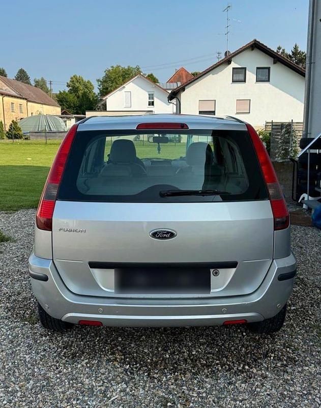 Gebraucht Ford Fusion 80 PS (58 kW) 2003 Silber Kleinwagen