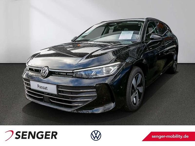 Grenadillschwarz Neu 2025 VW Passat Business Kombi | 57.405 € - Bild 1/4