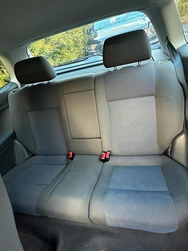 Used VW Polo 101 HP (74 kW) 2002 Black Coupe