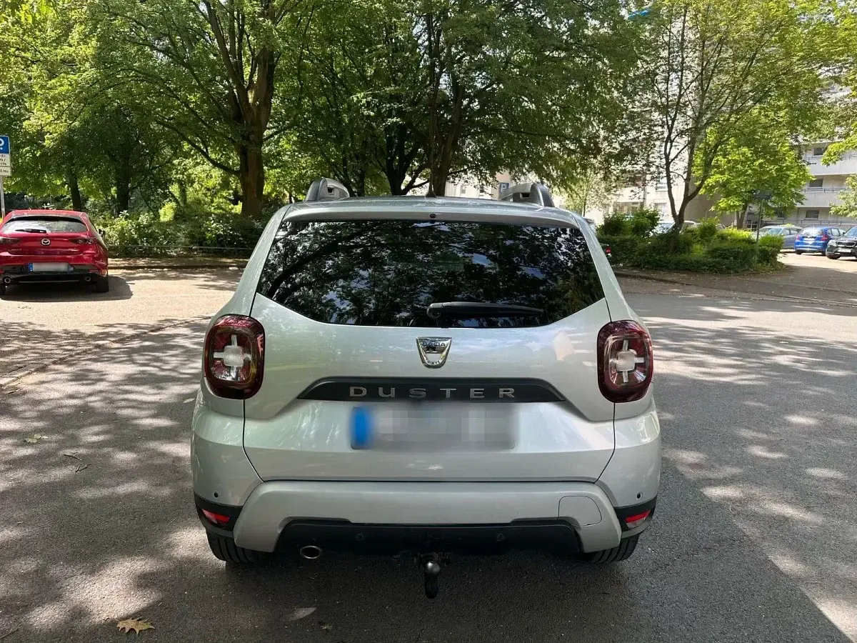 Gebraucht Dacia Duster Prestige 114 PS (83 kW) 2019 Silber SUV