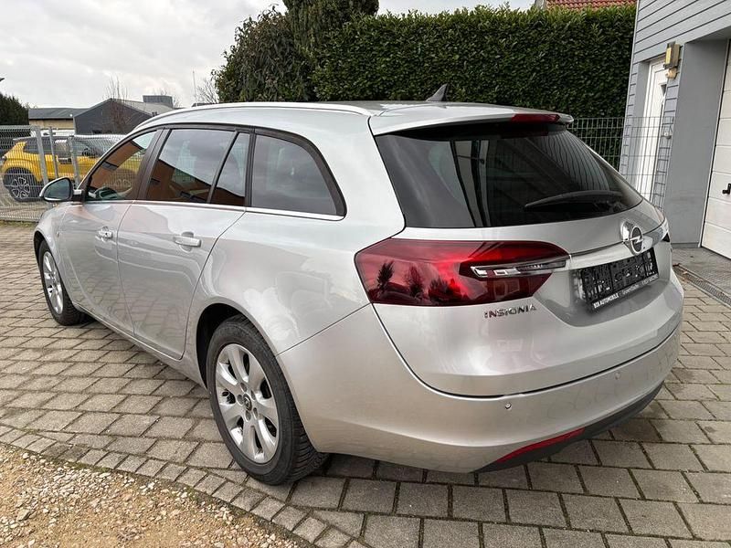 Gebraucht Opel Insignia Edition 170 PS (125 kW) 2014 Silber Kombi