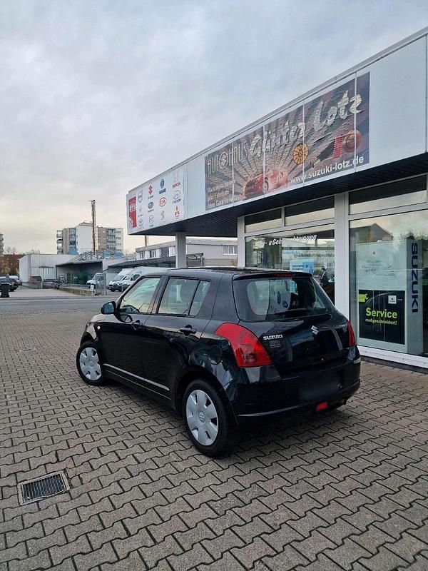 Gebraucht Suzuki Swift 92 PS (67 kW) 2007 Schwarz Kleinwagen