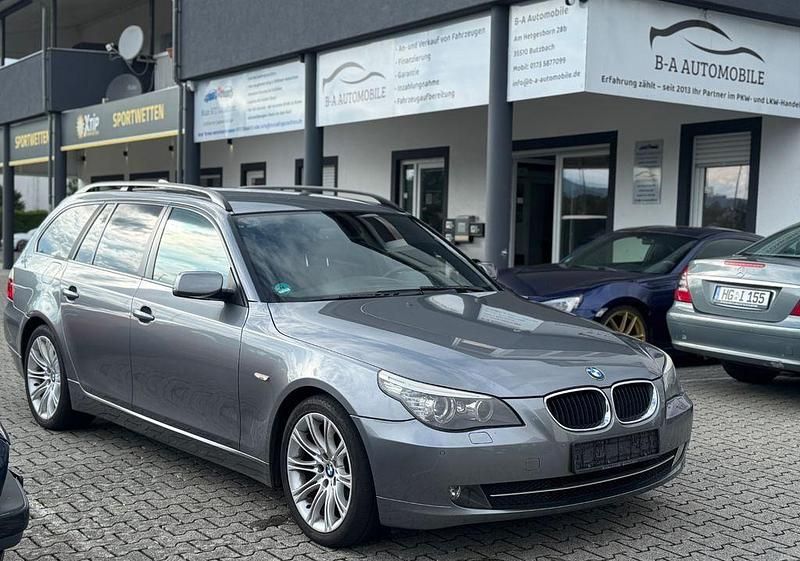 Grau Gebraucht 2009 BMW 520 Lifestyle Kombi | 6.900 € - Bild 1/4