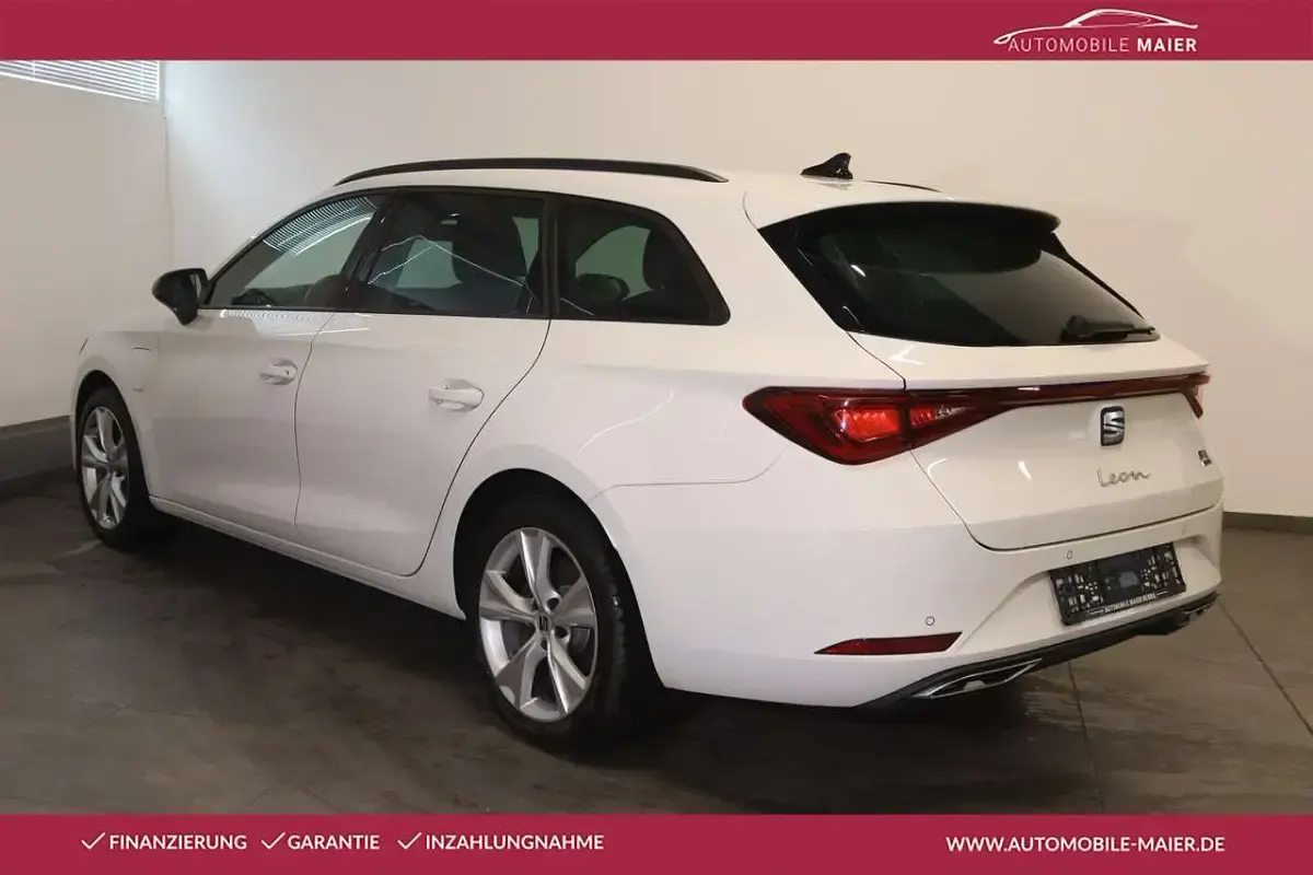 Gebraucht Seat Leon FR-Line 204 PS (150 kW) 2022 Candy weiss Kombi