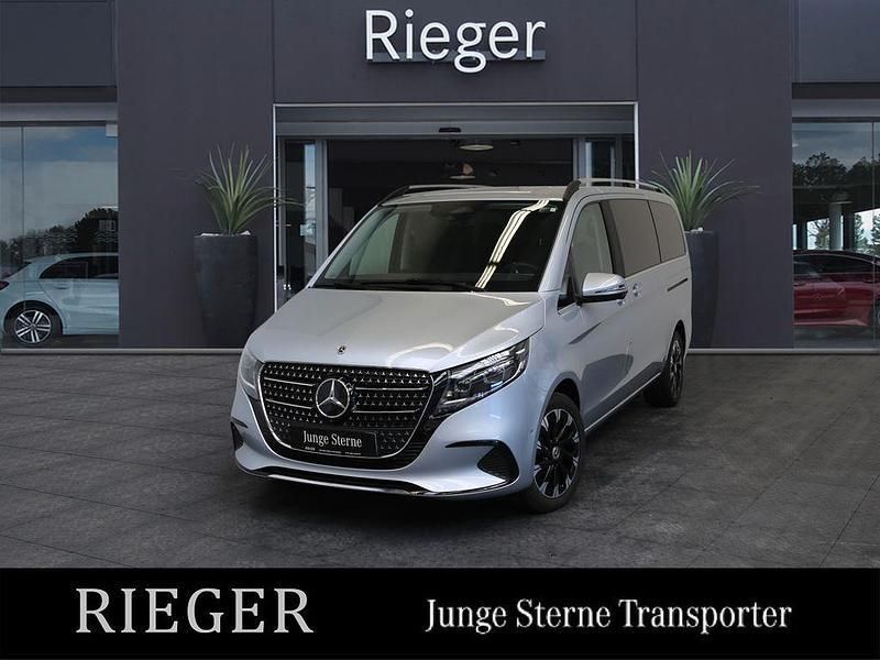 Silver metallic Gebraucht 2024 Mercedes V250 Avantgarde Van / Kleinbus | 66.788 € (Teuer) - Bild 1/4
