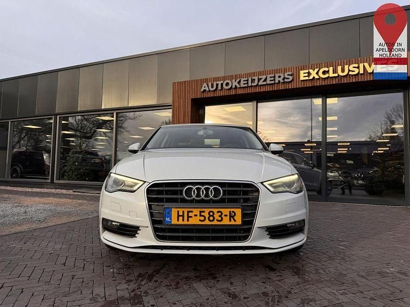 Gebraucht Audi A3 Ambition 150 PS (110 kW) 2014 Weiß Limousine