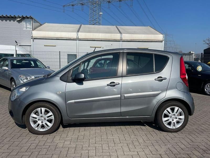 Gebraucht Opel Agila Edition 94 PS (69 kW) 2011 Grau Kleinwagen