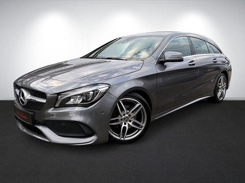 Gebraucht Mercedes CLA200 Shooting Brake AMG line 136 PS (100 kW) 2017 Grau Kombi