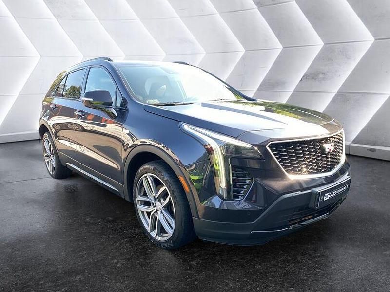 Gebraucht Cadillac XT4 230 PS (169 kW) 2021 Grau SUV