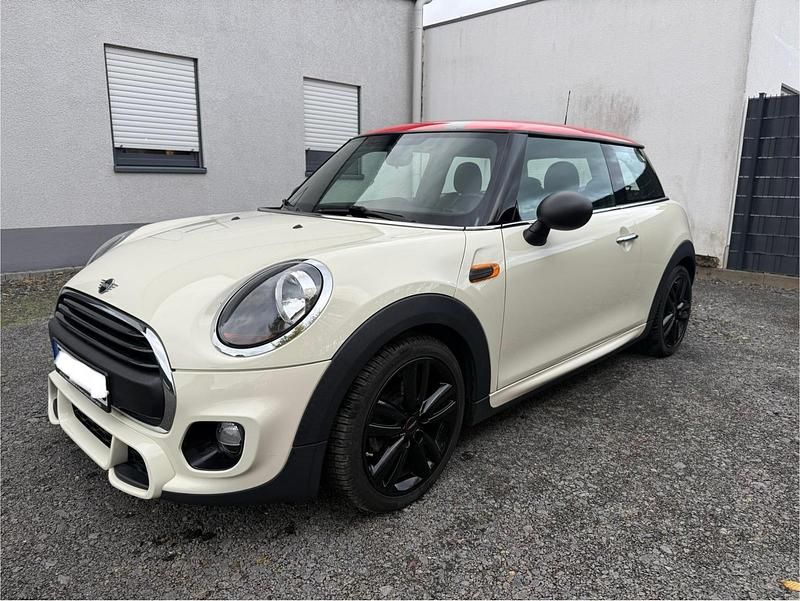 Weiß Gebraucht 2018 Mini Cooper Kleinwagen | 14.990 € (Superpreis) - Bild 1/4