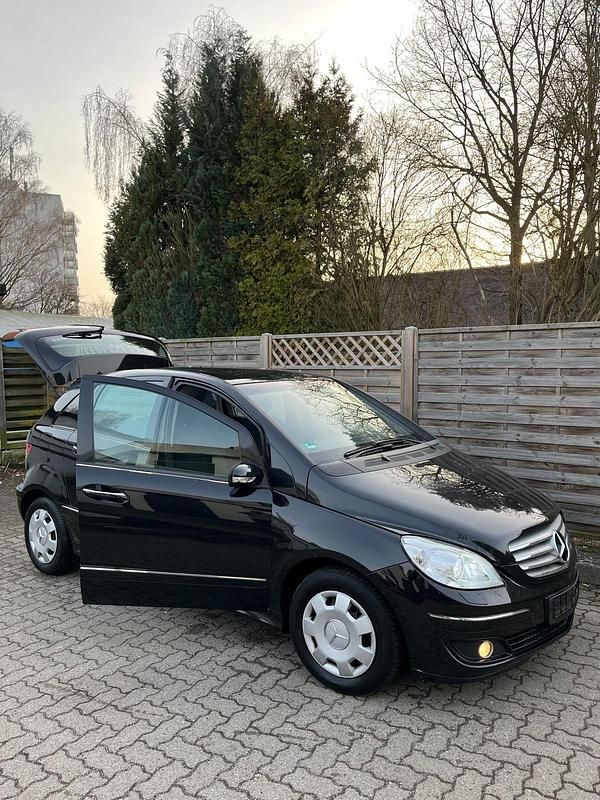 Gebraucht Mercedes B170 116 PS (85 kW) 2006 Schwarz Van / Kleinbus