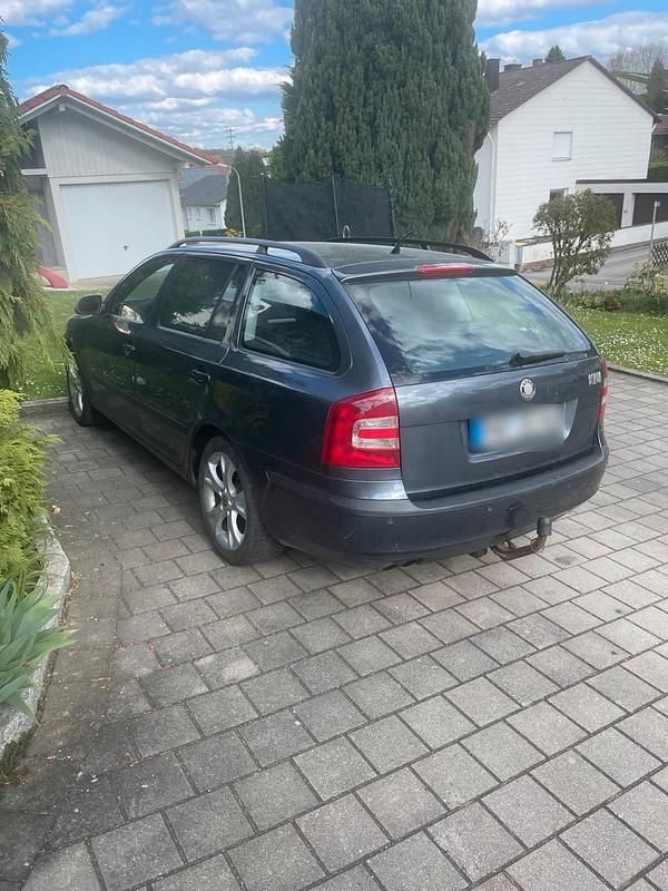 Second-hand Skoda Octavia 160 CP (117 kW) 2008 Andere farben Break