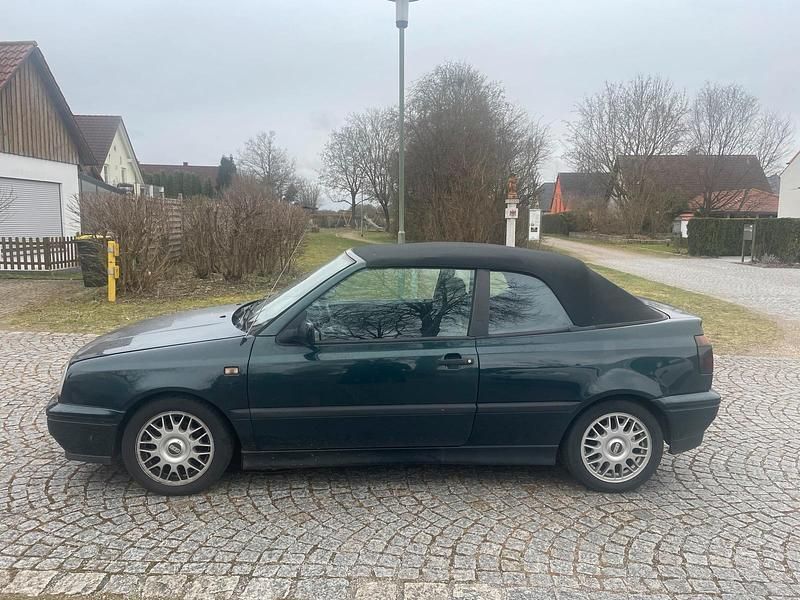 Gebraucht VW Golf Cabriolet 74 PS (54 kW) 1994 Grün Cabrio