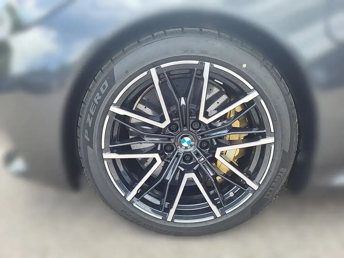 Gebraucht BMW M5 Performance 727 PS (534 kW) 2025 Sophistograu brillanteffekt m Kombi