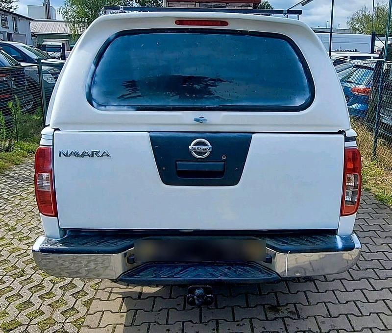 Gebraucht Nissan Navara 231 PS (169 kW) 2014 Weiß Pickup