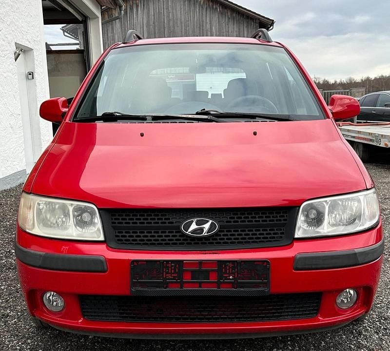Gebraucht Hyundai Matrix GLS 104 PS (76 kW) 2007 Rot Van / Kleinbus