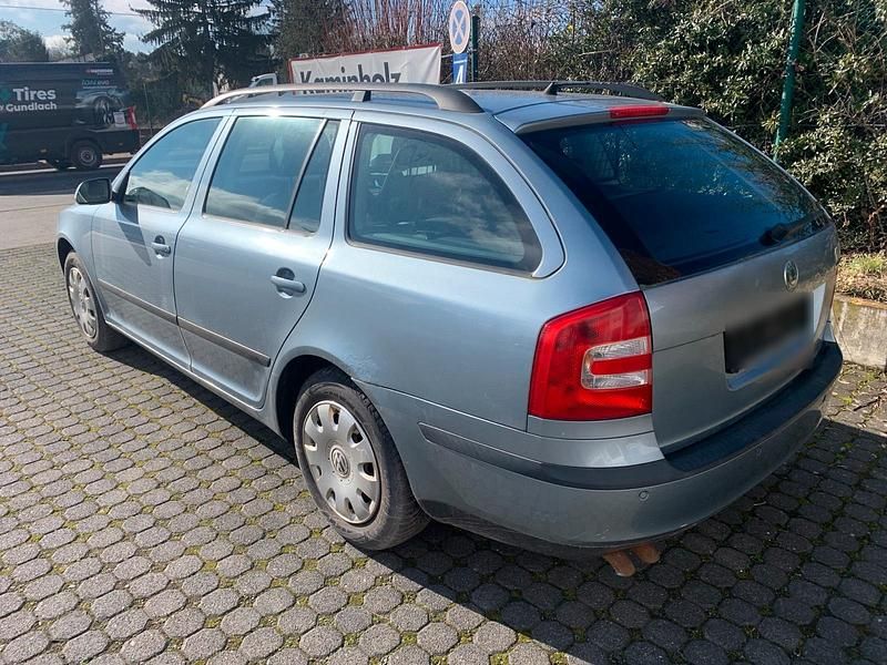Gebraucht Skoda Octavia 140 PS (102 kW) 2007 Blau Kombi