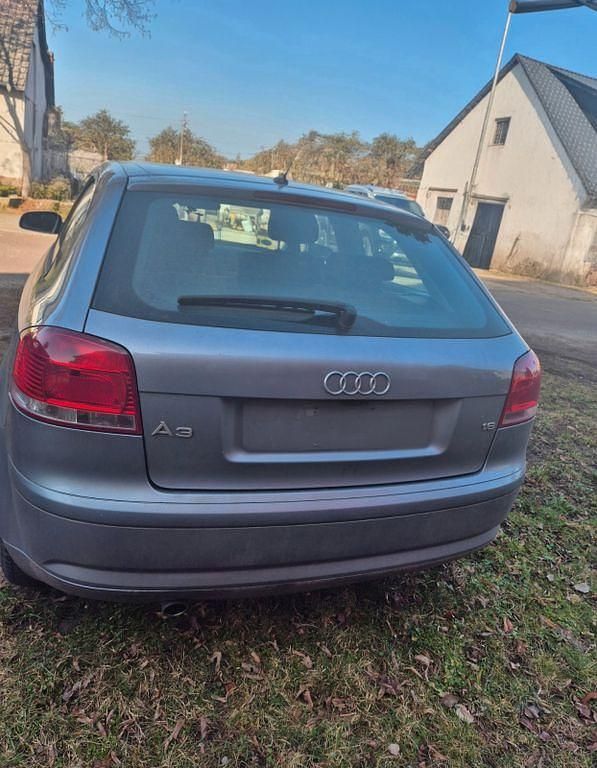 Gebraucht Audi A3 Ambiente 102 PS (75 kW) 2005 Silber Kleinwagen