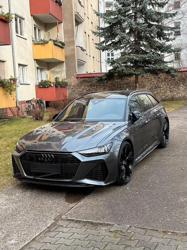 Grau Gebraucht 2020 Audi RS6 Kombi | 72.999 € (Guter Preis) - Bild 1/4