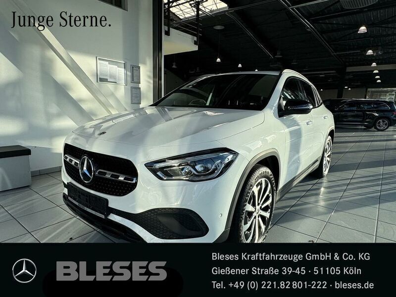 Unilack polarweiß Gebraucht 2021 Mercedes GLA180 Progressive SUV | 33.950 € (Fairer Preis) - Bild 1/4