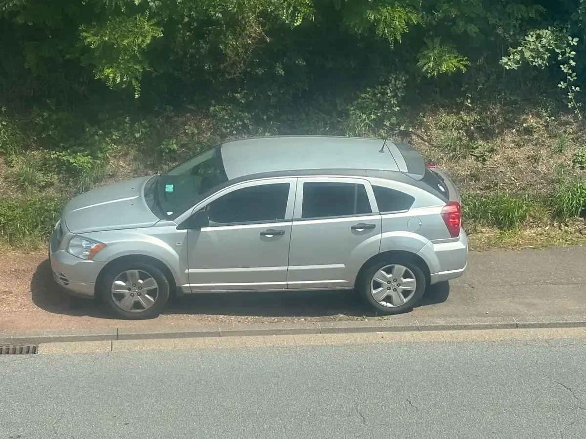 Gebraucht Dodge Caliber 150 PS (110 kW) 2009 Kleinwagen