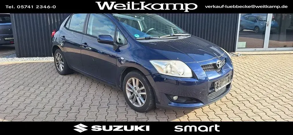 Gebraucht Toyota Auris Life 132 PS (97 kW) 2009 Blau Kleinwagen