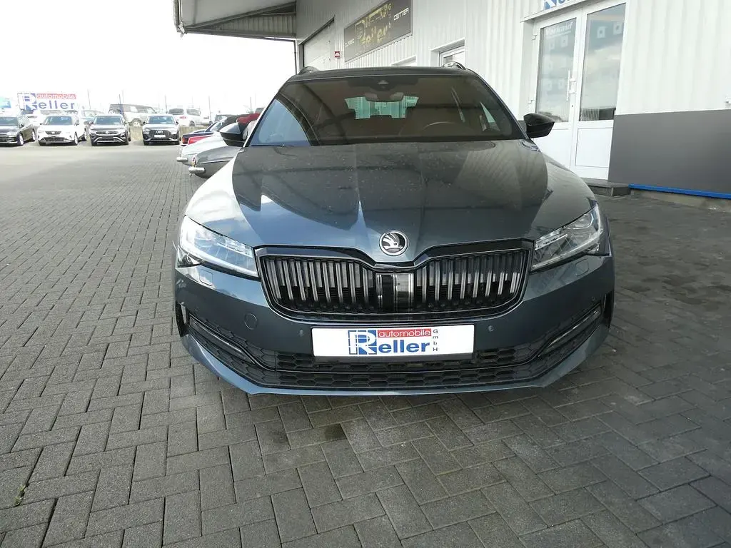 Gebraucht Skoda Superb SportLine 190 PS (139 kW) 2020 Grau Limousine