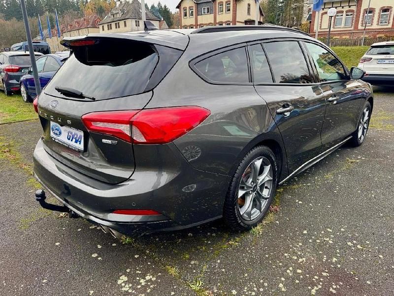 Gebraucht Ford Focus ST-Line X 155 PS (114 kW) 2020 Magneticgrau (metallic) Kombi