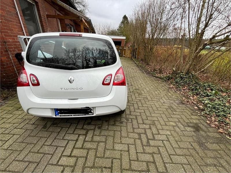 Second-hand Renault Twingo Dynamique 75 CP (55 kW) 2012 Alb Hatchback
