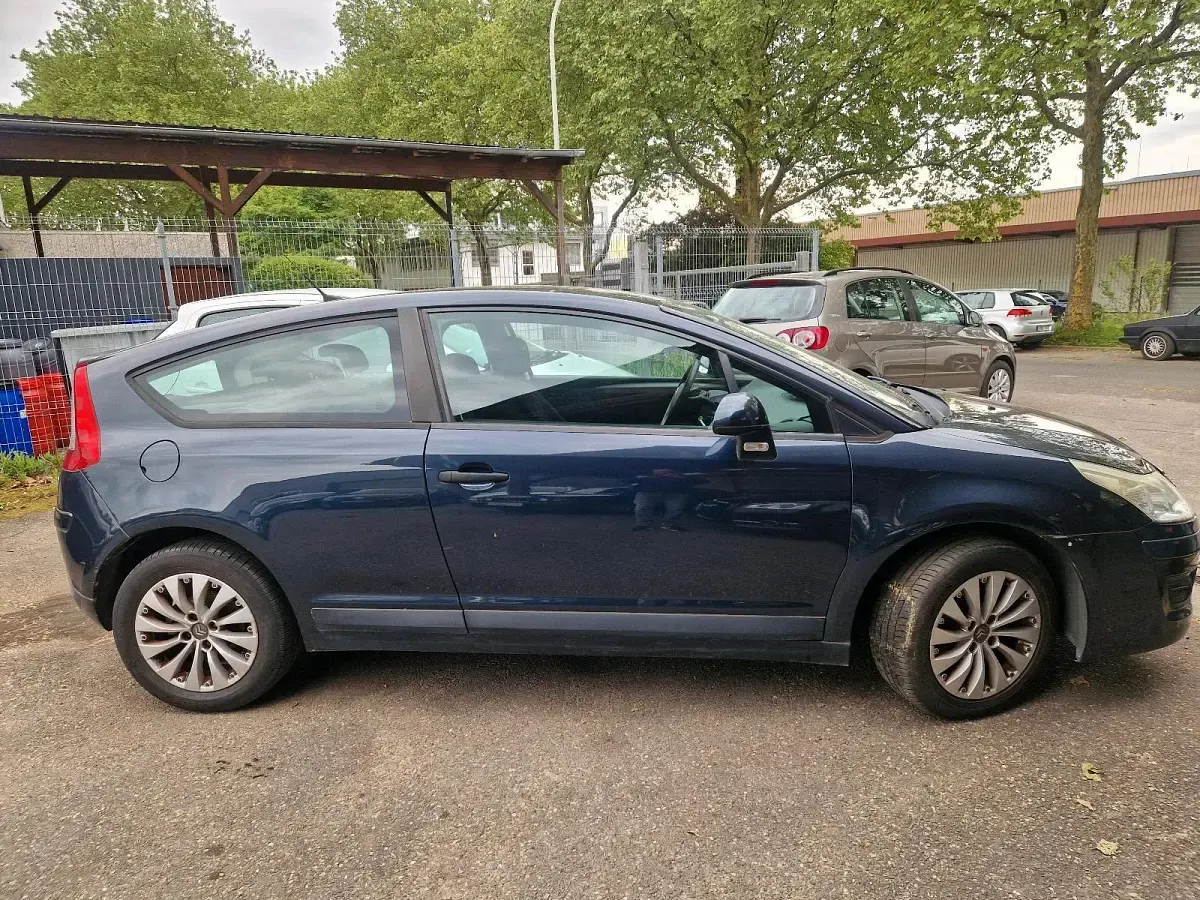 Gebraucht Citroën C4 Style 120 PS (88 kW) 2009 Blau Coupé