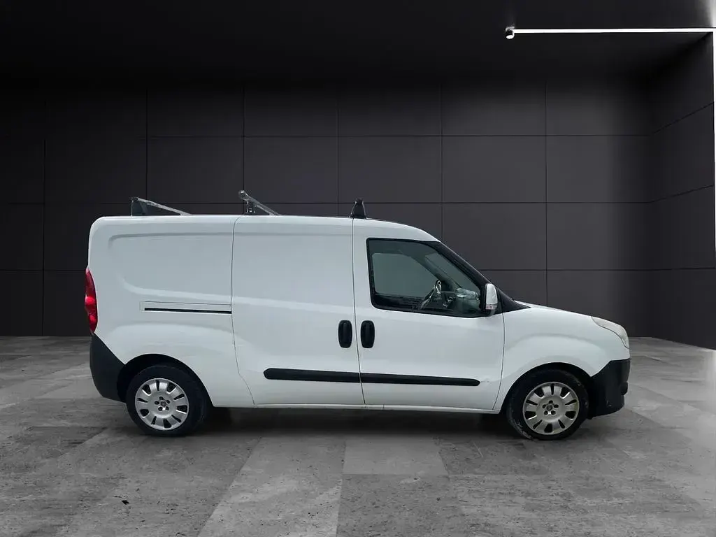 Gebraucht Fiat Doblò 101 PS (74 kW) 2014 Colore esterno (weiß) Van / Kleinbus