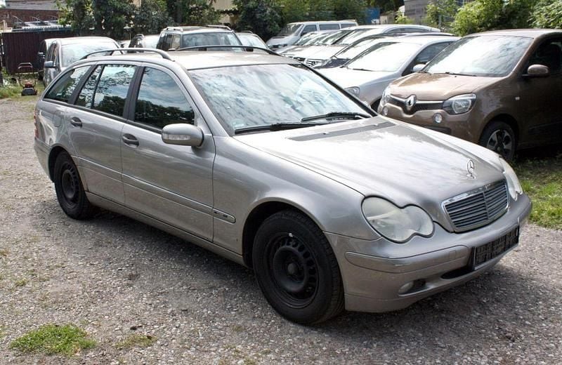Silber Gebraucht 2003 Mercedes C180 Kombi | 799 € (Guter Preis) - Bild 1/4