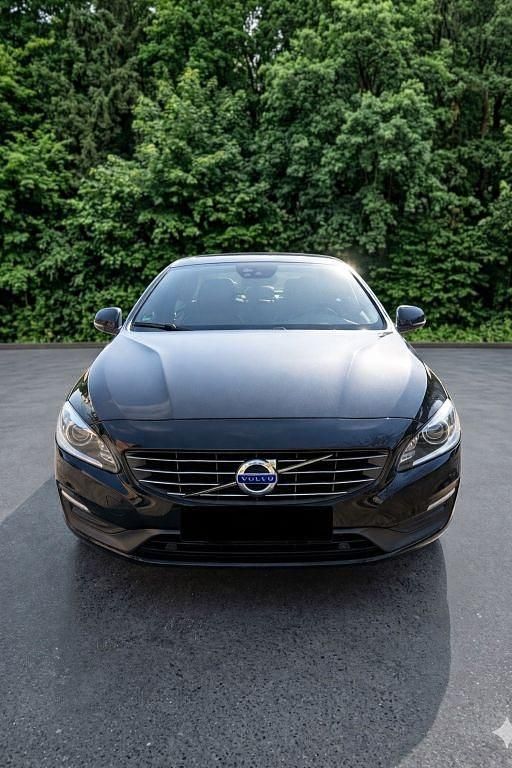 Gebraucht Volvo S60 245 PS (180 kW) 2015 Schwarz Limousine