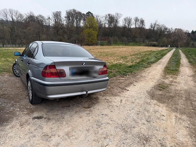 Gebraucht BMW 320 150 PS (110 kW) 2003 Grau Limousine