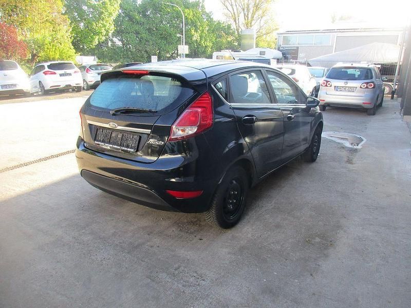 Gebraucht Ford Fiesta Titanium 80 PS (58 kW) 2013 Schwarz Limousine